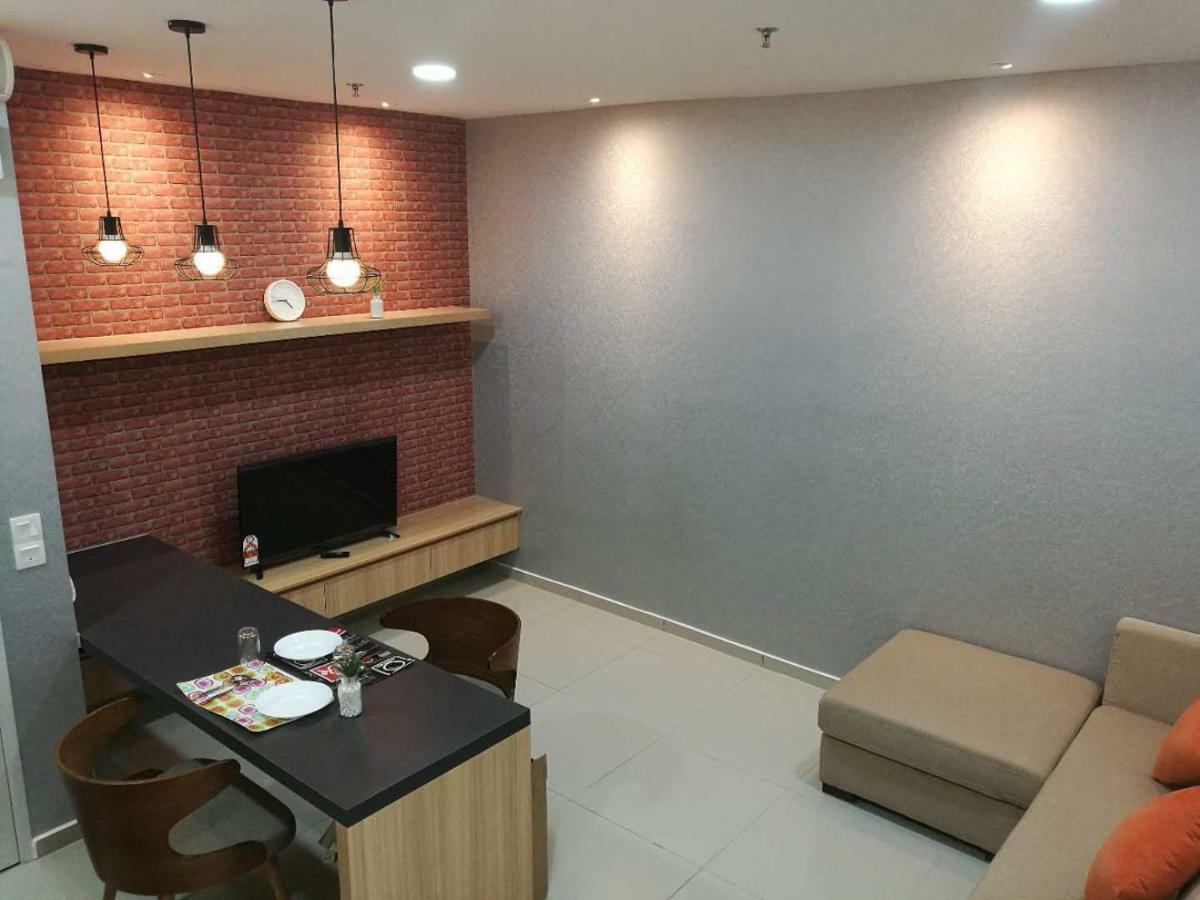 Vince'S Icity Soho Homestay Water Park Red Carpet Shah Alam Light City Central Eksteriør billede
